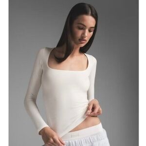 SKIMS White Long Sleeve Square Neck Top SIZE LARGE